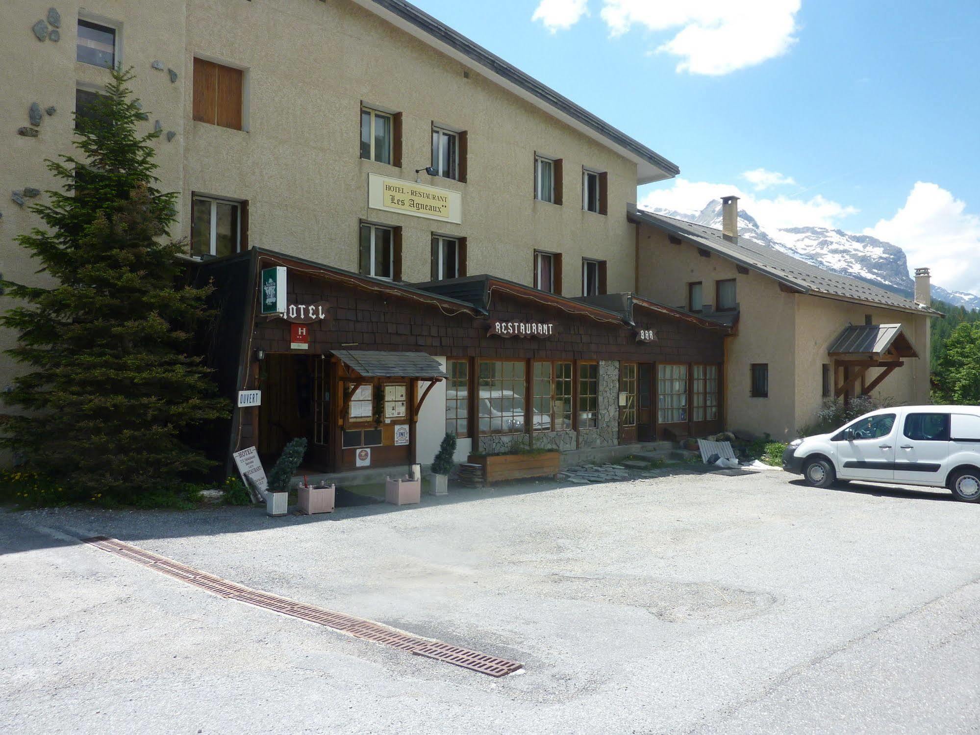 Les Agneaux Hotel Villar-d'Arene Luaran gambar